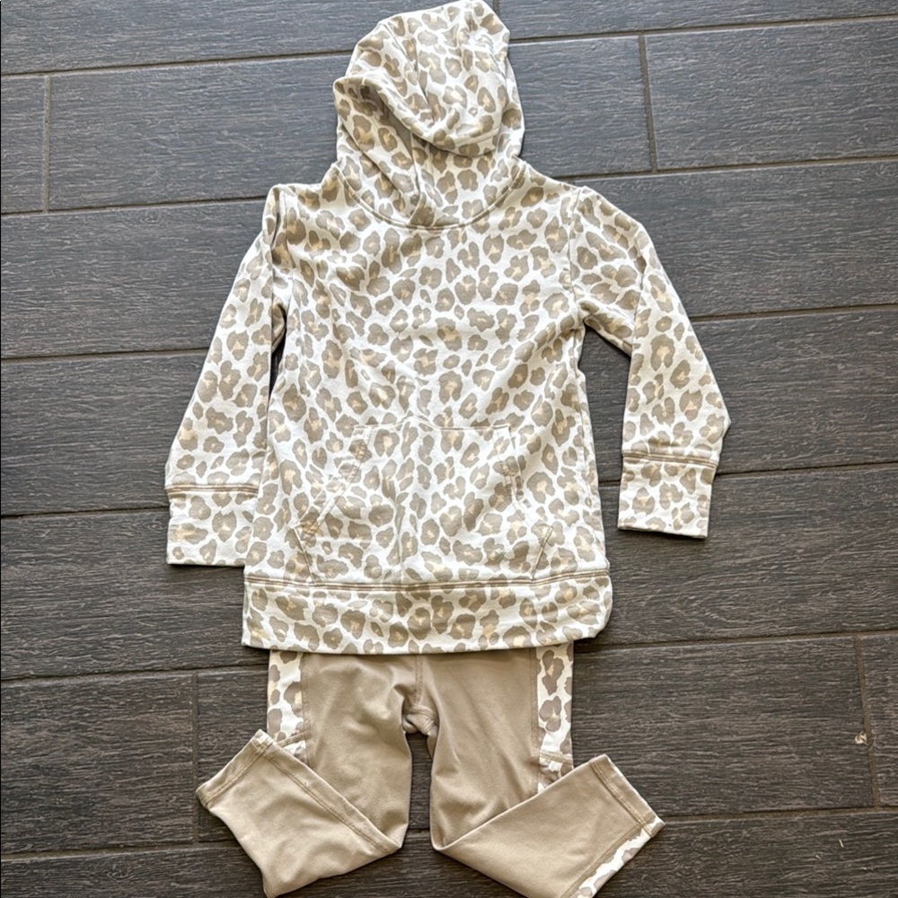 Girls Xersion Leopard Print Leggings and Hoodie Outfit - size 4/5